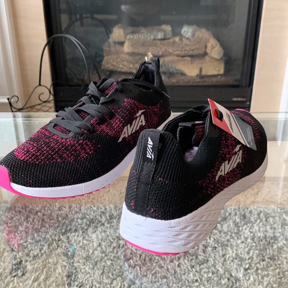 NWT AVIA Black & Fuchsia Helix Walking Shoes - Picture 2 of 9